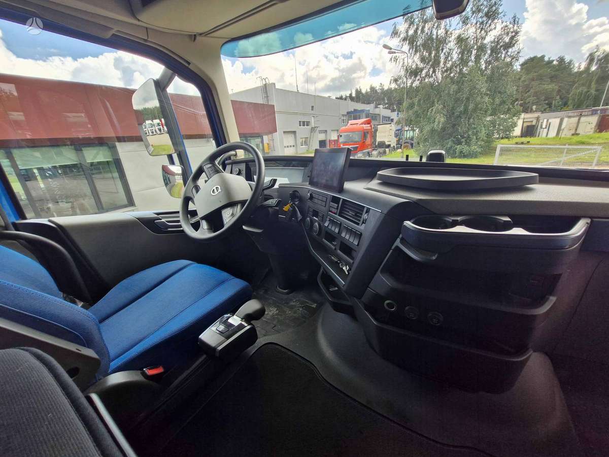 Volvo FH 500, double sleeper