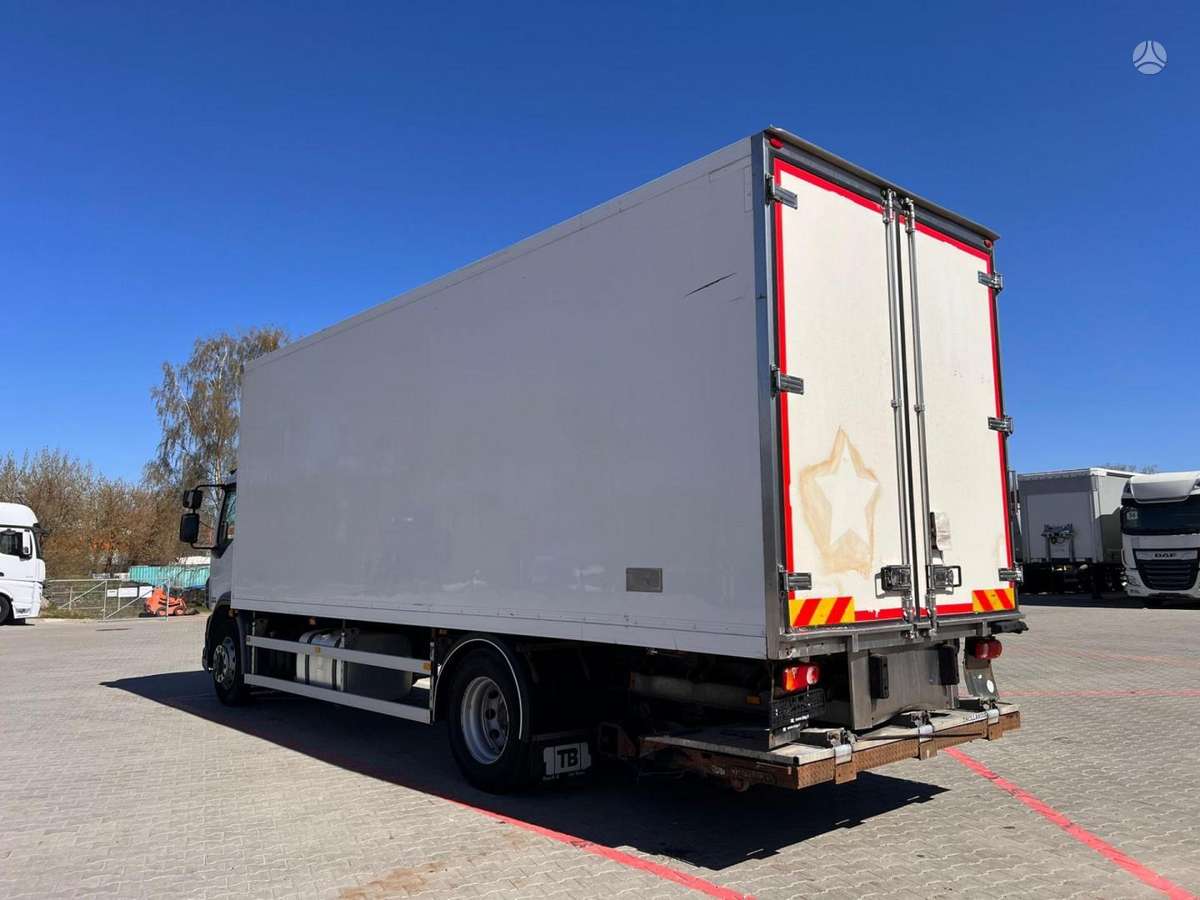 DAF LF55.220, kietašoniai