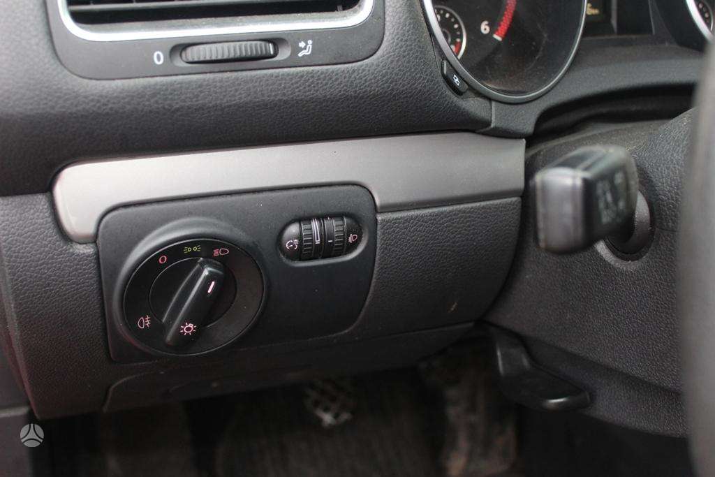 Volkswagen Golf, 1.6 l., Универсал