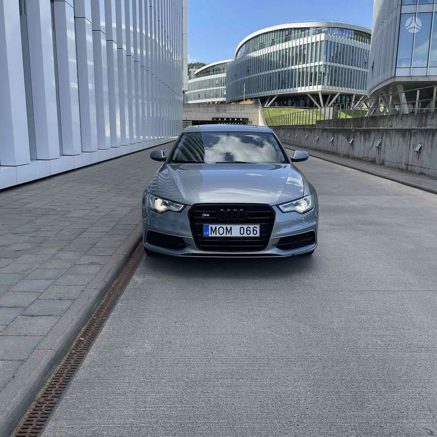Audi A6, 3.0 l., Седан