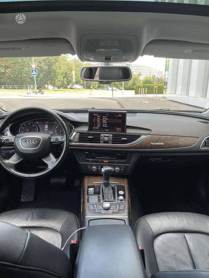Audi A6, 3.0 l., Седан