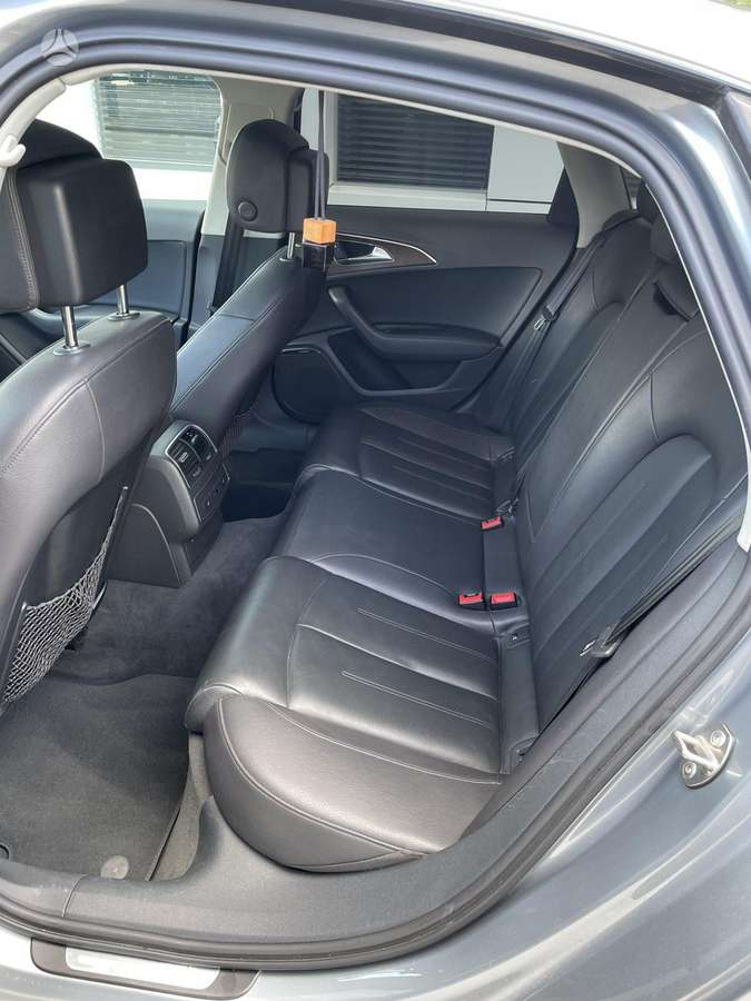 Audi A6, 3.0 l., Седан