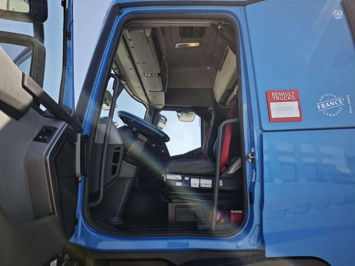 Renault T 480, 2 спальных места