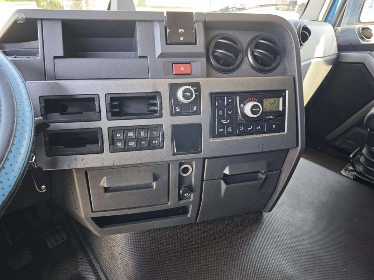 Renault T 480, 2 спальных места