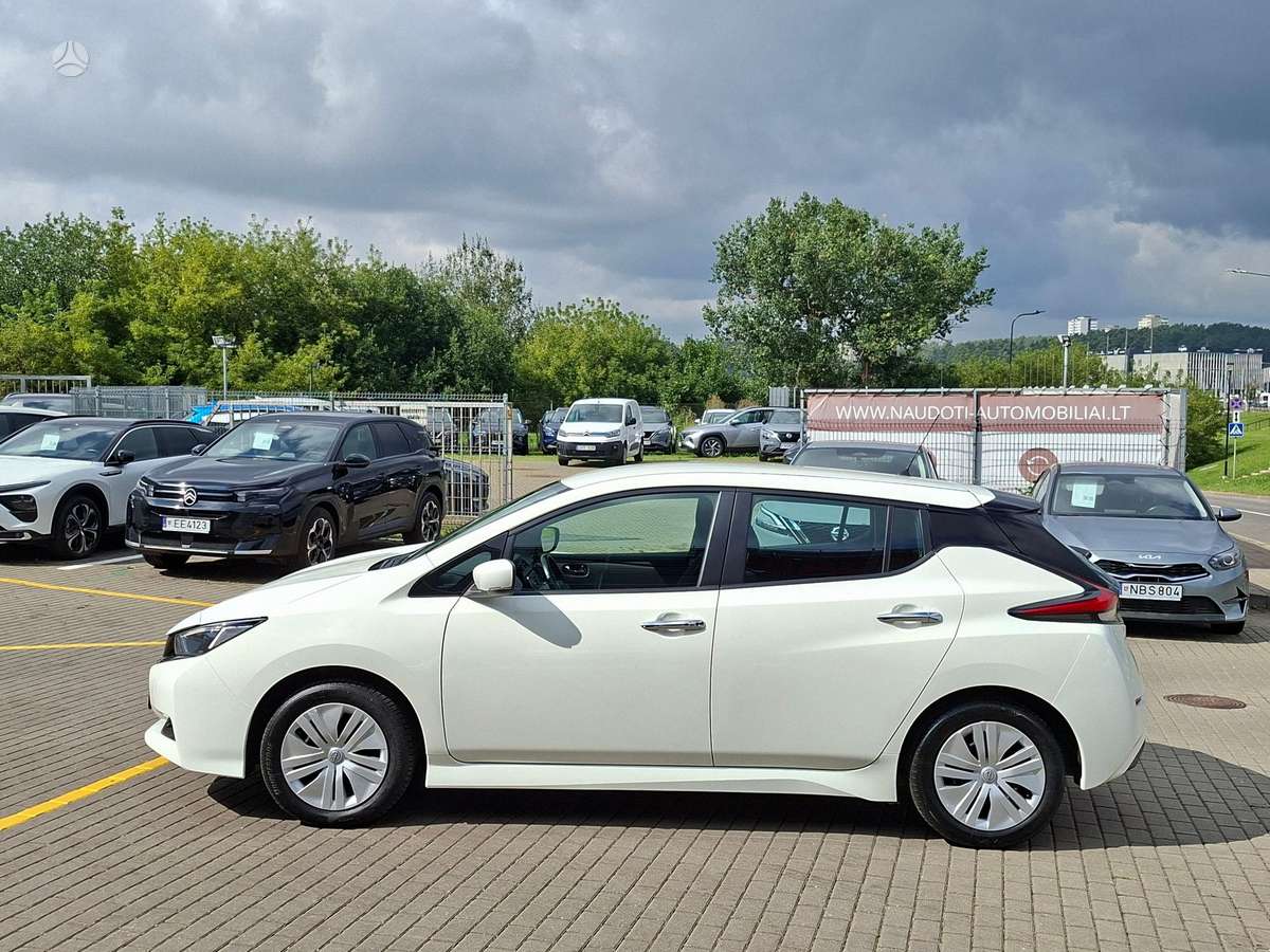 Nissan Leaf, hečbekas