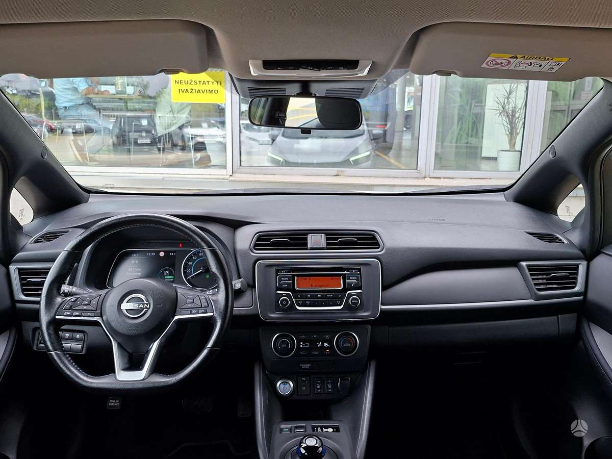 Nissan Leaf, hečbekas