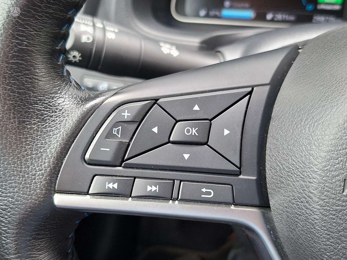 Nissan Leaf, Хэтчбек