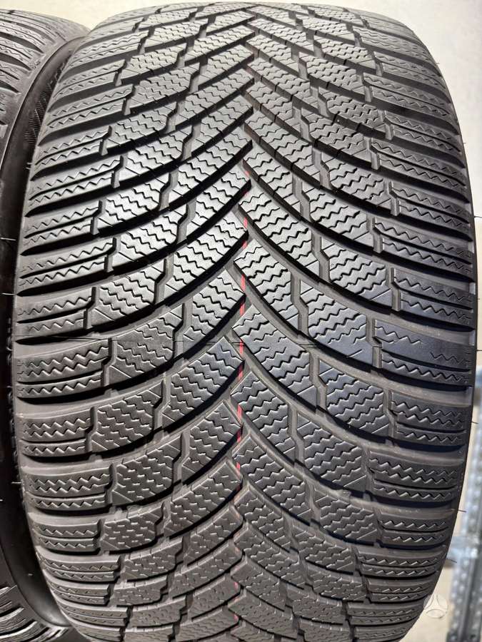 Firestone Winterhawk4/2023m, winter 255/35 R19