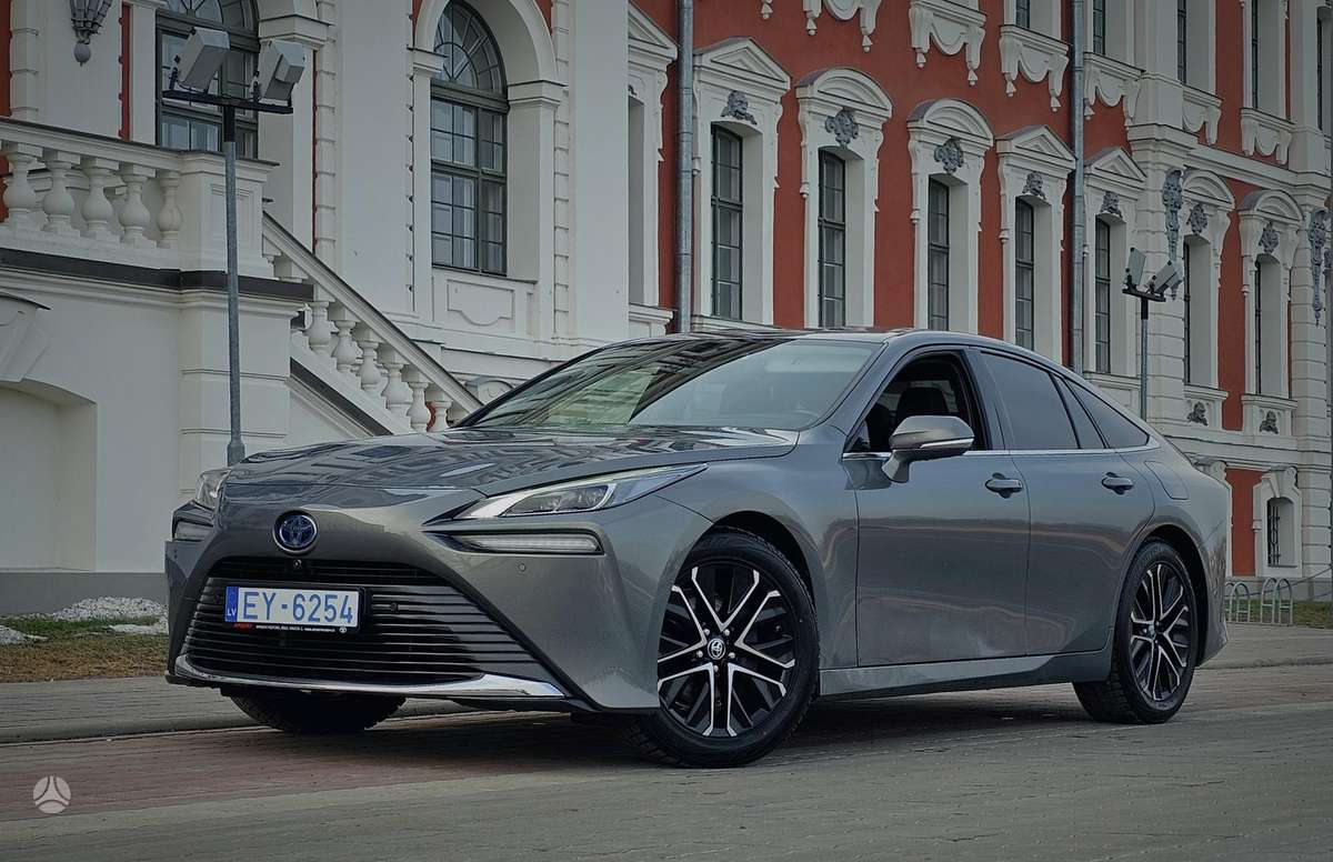 Toyota Mirai - 2