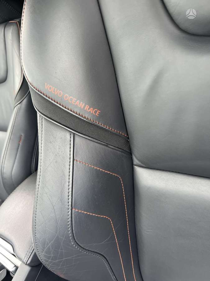 Volvo XC60 - 11