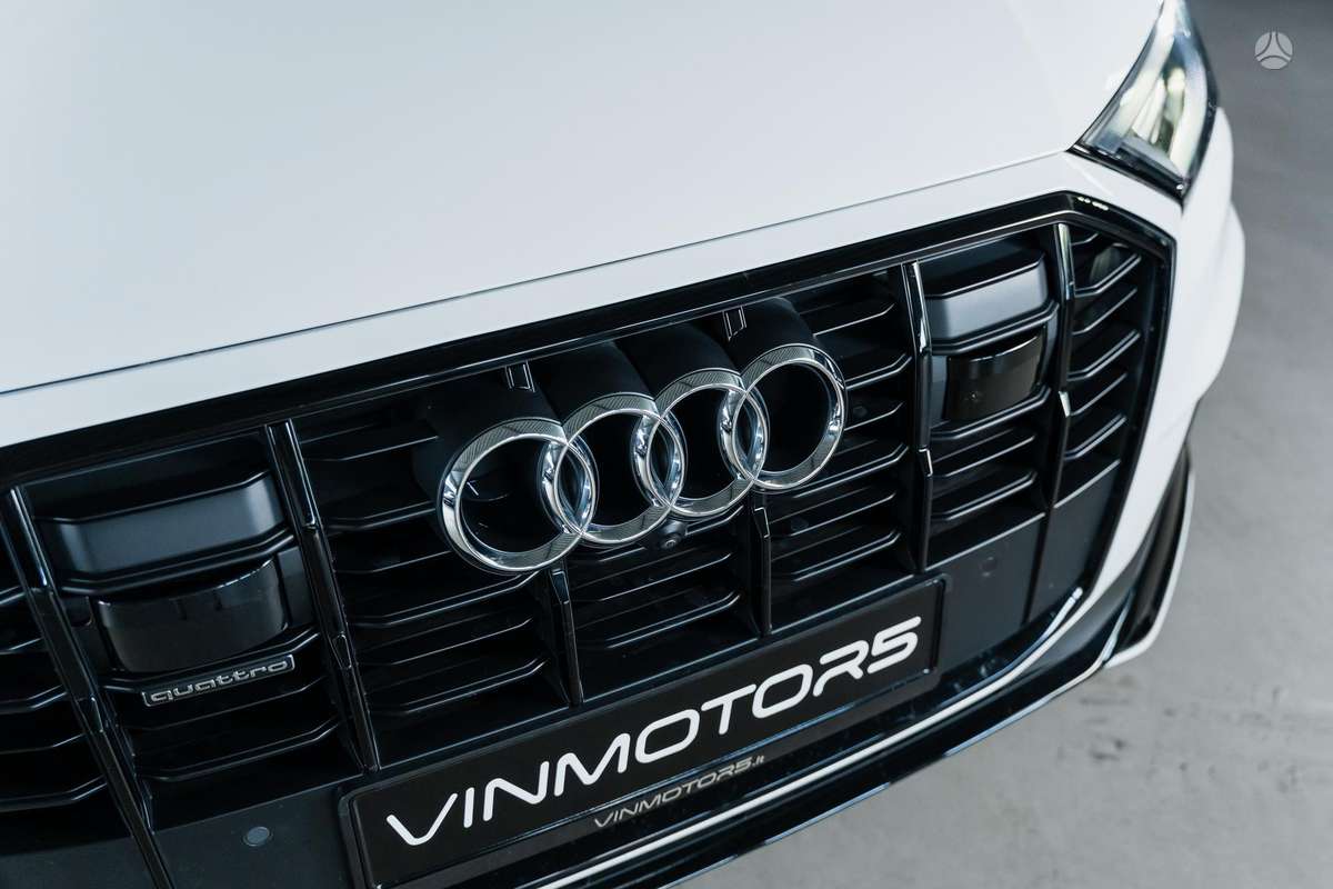 Audi Q7, 3.0 l., off-road / crossover