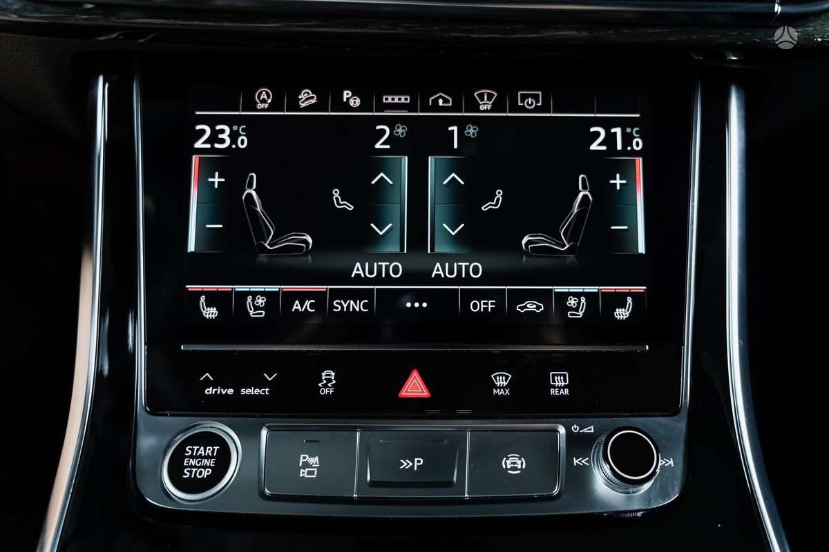 Audi Q7, 3.0 l., off-road / crossover