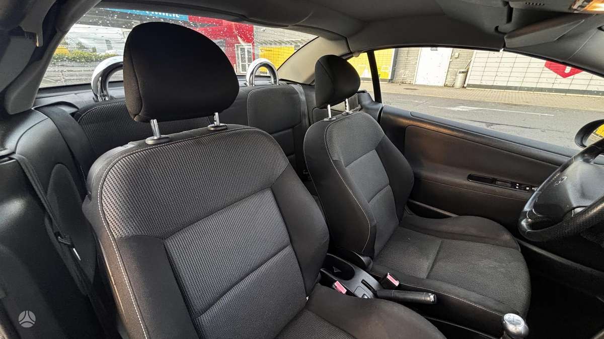 Peugeot 207 - 6