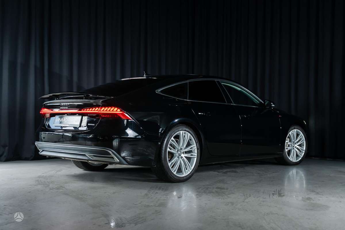 Audi A7, 3.0 l., Седан