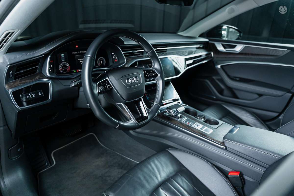 Audi A7, 3.0 l., Седан