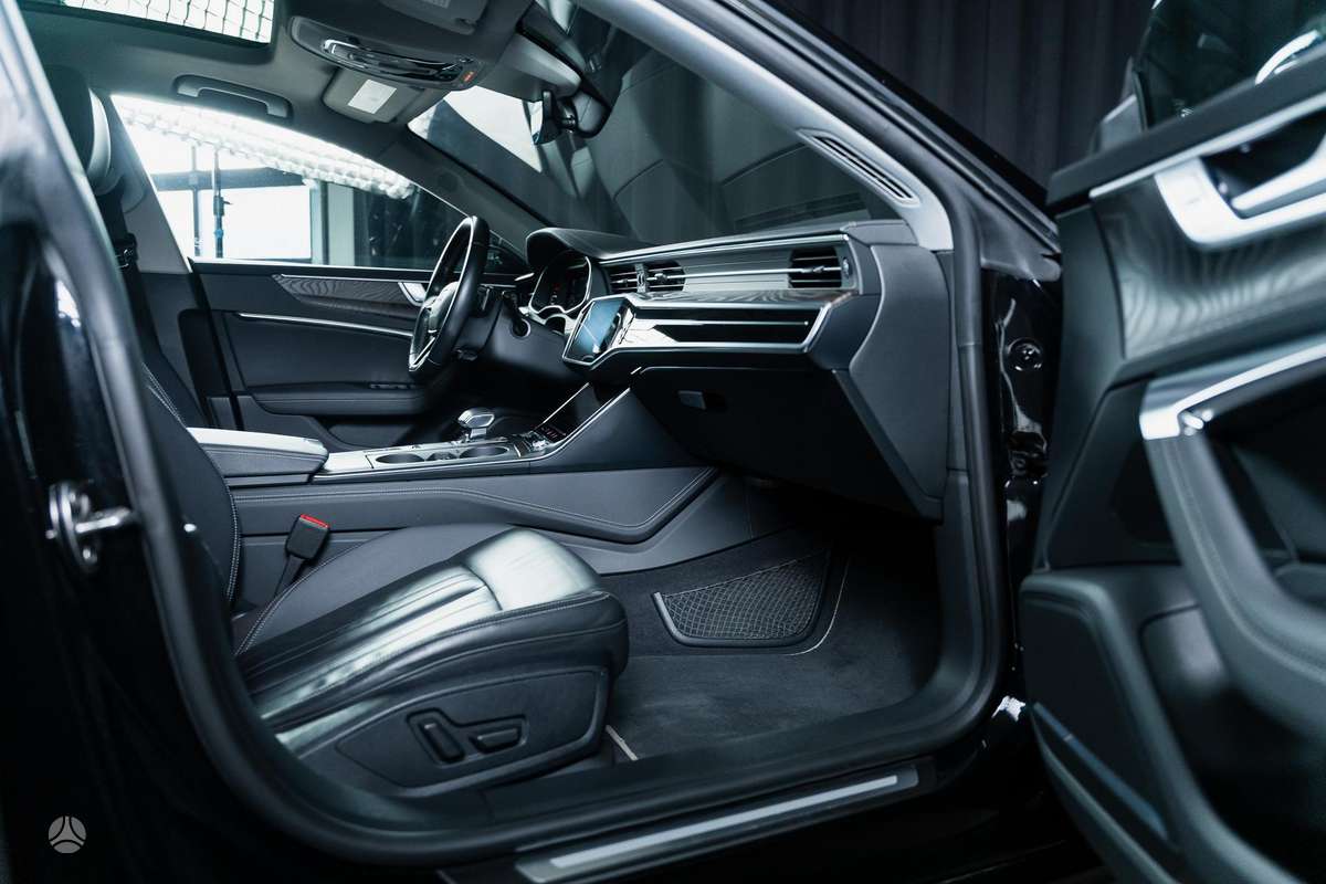 Audi A7, 3.0 l., Седан