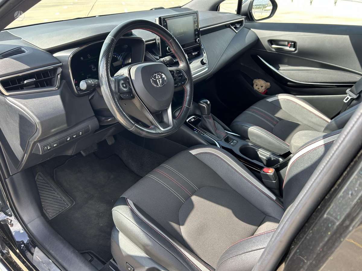Toyota Corolla - 10