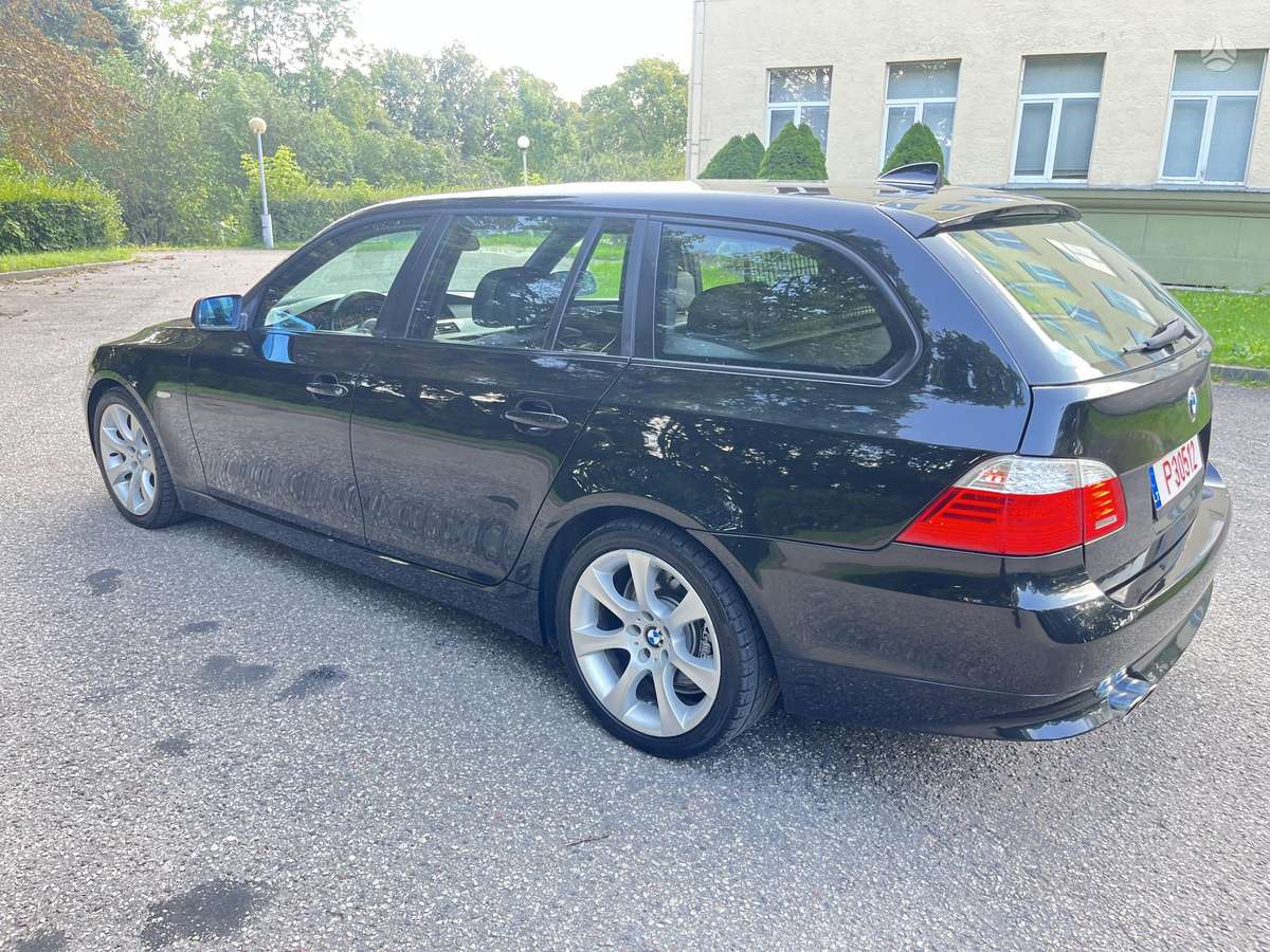 BMW 525, 2.5 l., Универсал