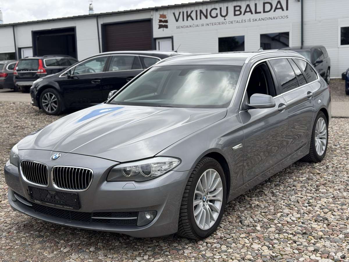 BMW 520, Универсал