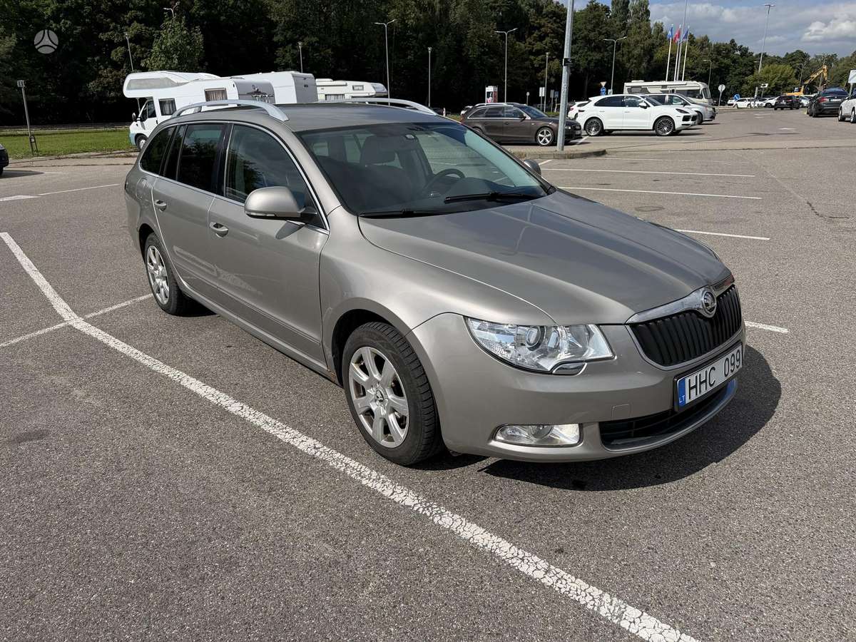 Skoda Superb, 2.0 l., wagon