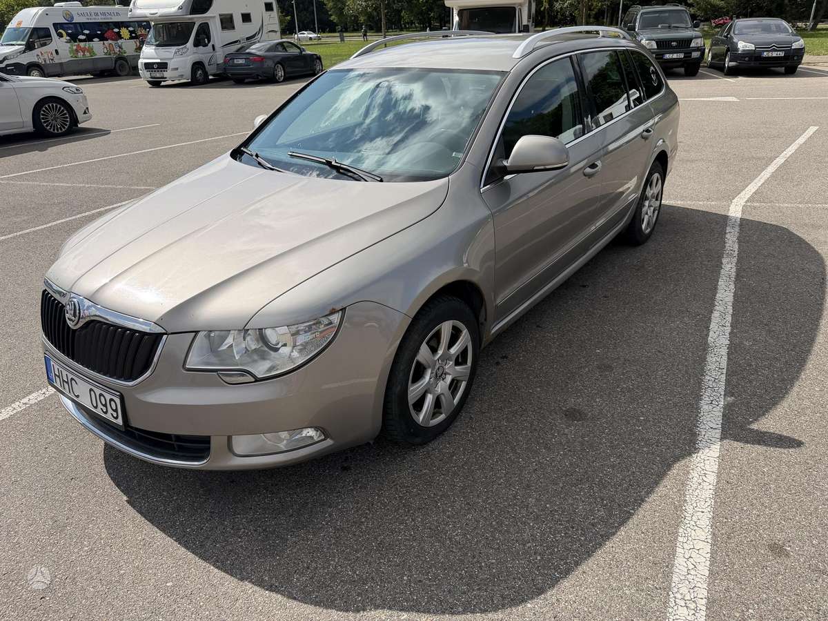 Skoda Superb, 2.0 l., wagon