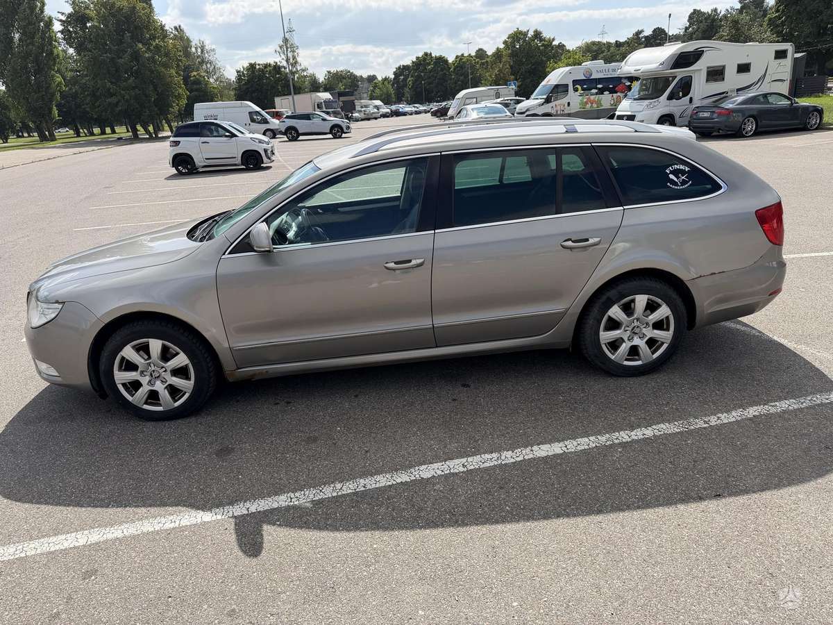 Skoda Superb, 2.0 l., Универсал