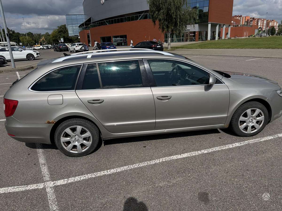 Skoda Superb, 2.0 l., Универсал