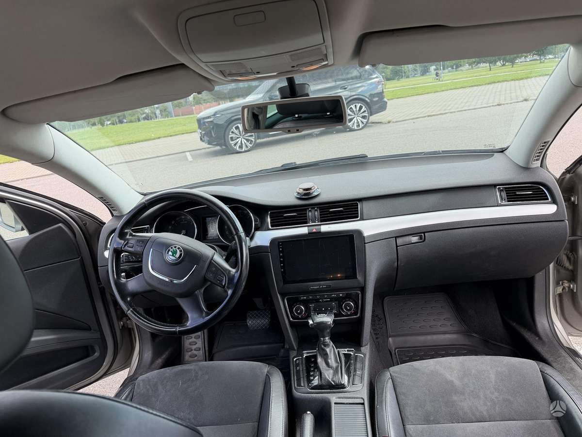 Skoda Superb, 2.0 l., Универсал