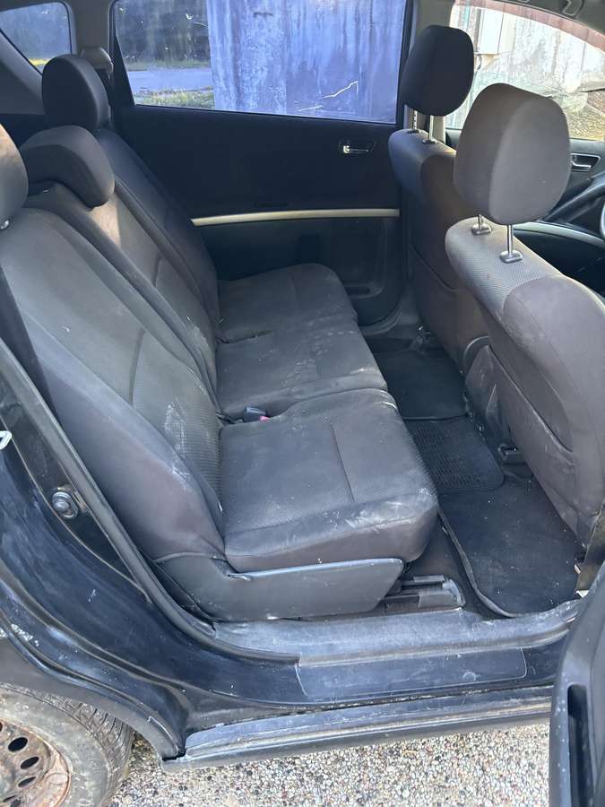 Toyota Corolla Verso - 6