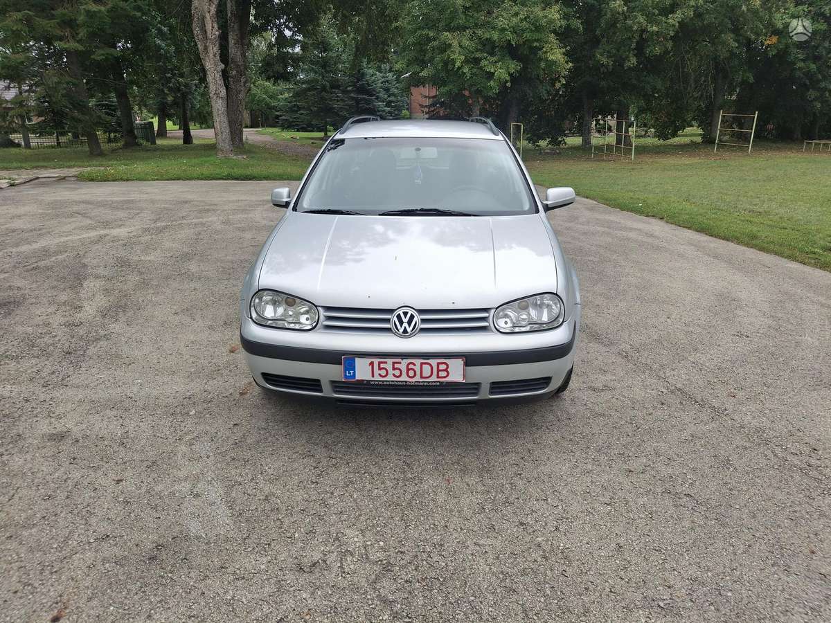 Volkswagen Golf - 2