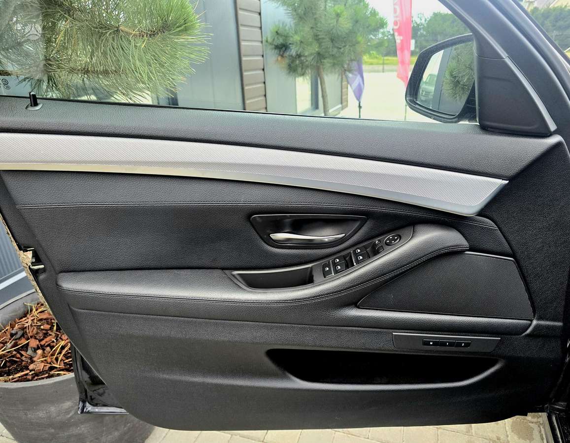 BMW 520, 2.0 l., Универсал