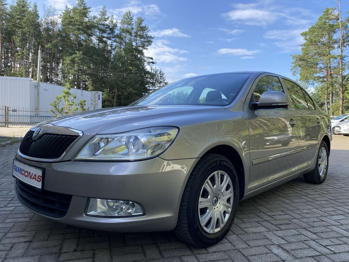 Skoda Octavia, 1.2 l., Хэтчбек