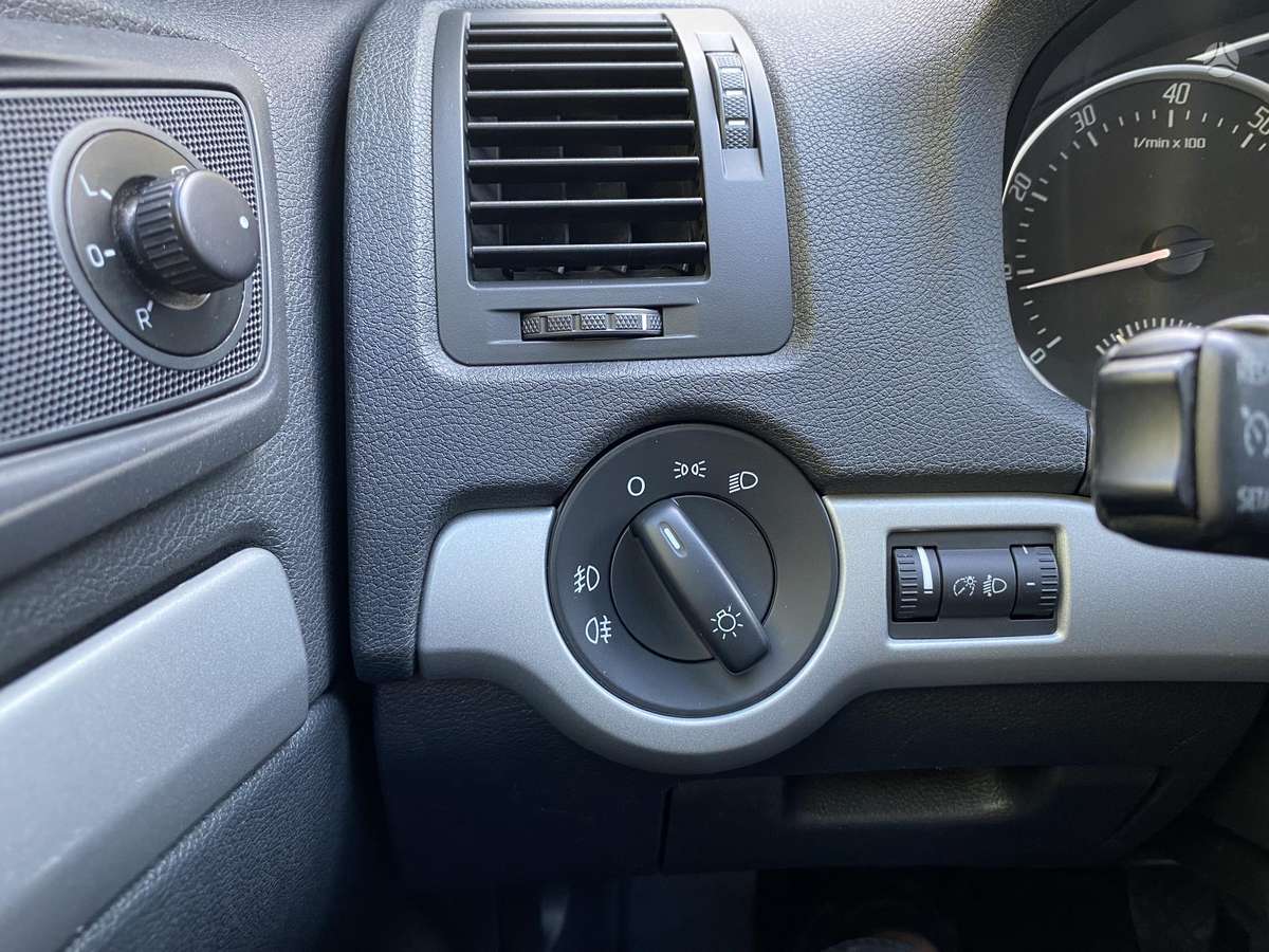 Skoda Octavia, 1.2 l., Хэтчбек