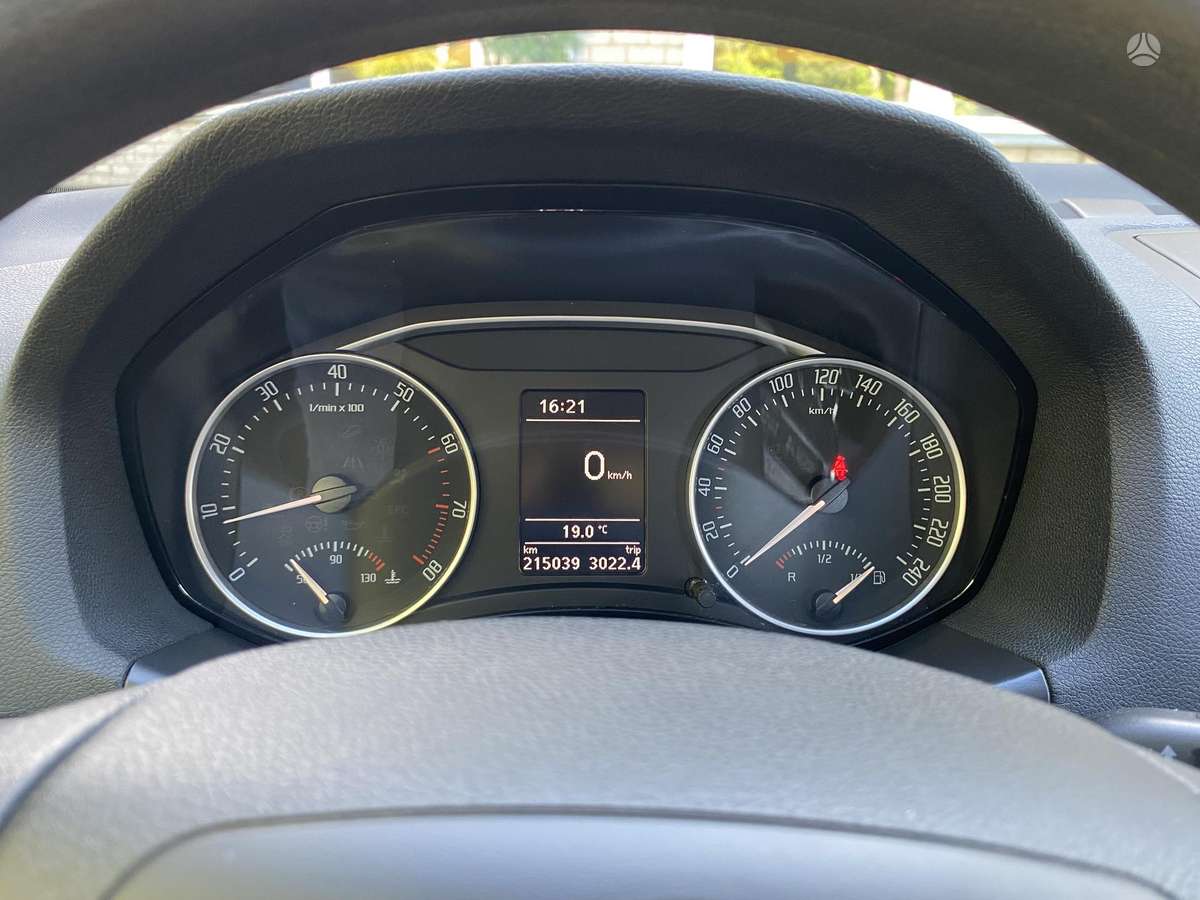 Skoda Octavia, 1.2 l., Хэтчбек