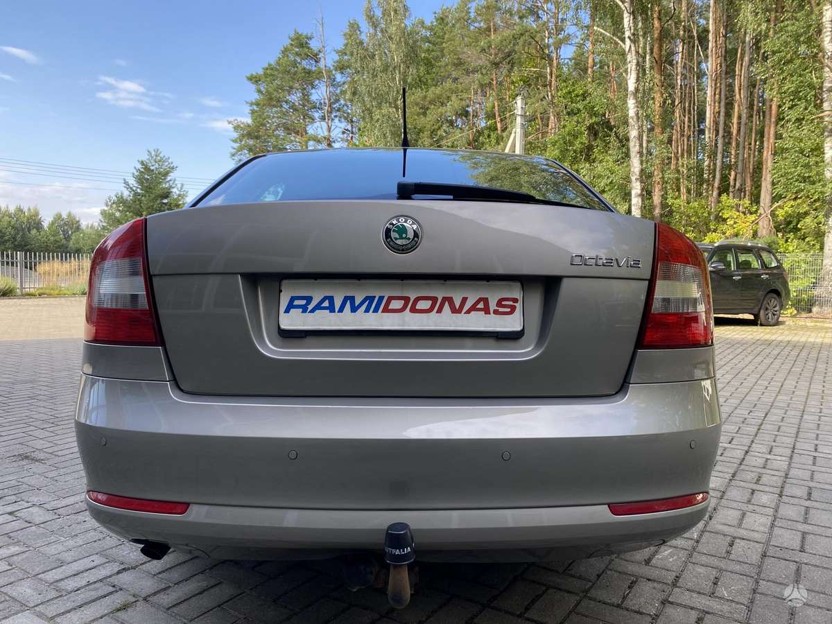 Skoda Octavia, 1.2 l., Хэтчбек