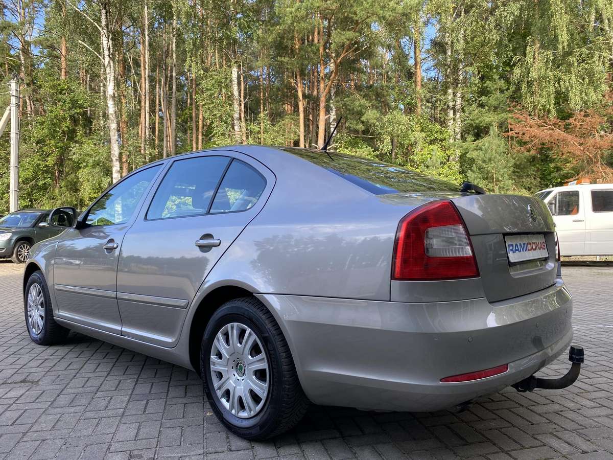 Skoda Octavia, 1.2 l., Хэтчбек