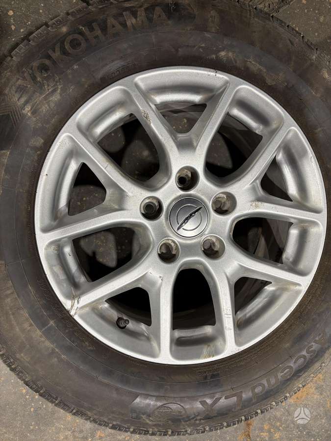 Chrysler Pacifica, lengvojo lydinio, R17