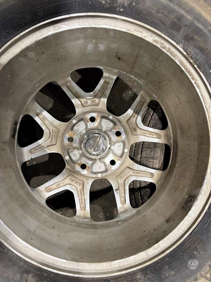 Chrysler Pacifica, lengvojo lydinio, R17
