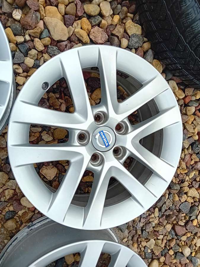 Volvo, light alloy, R16