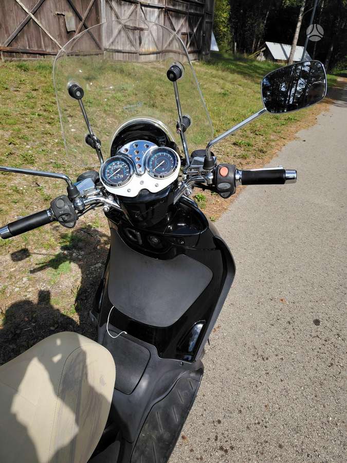 Piaggio Beverly 500cc, scooters / mopeds