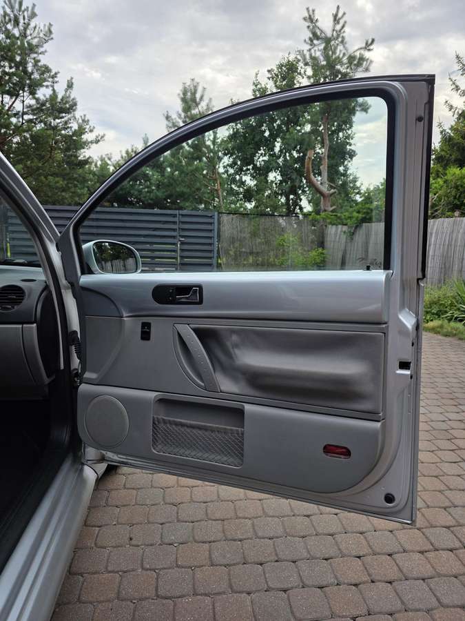 Volkswagen Beetle, 1.9 l., hatchback