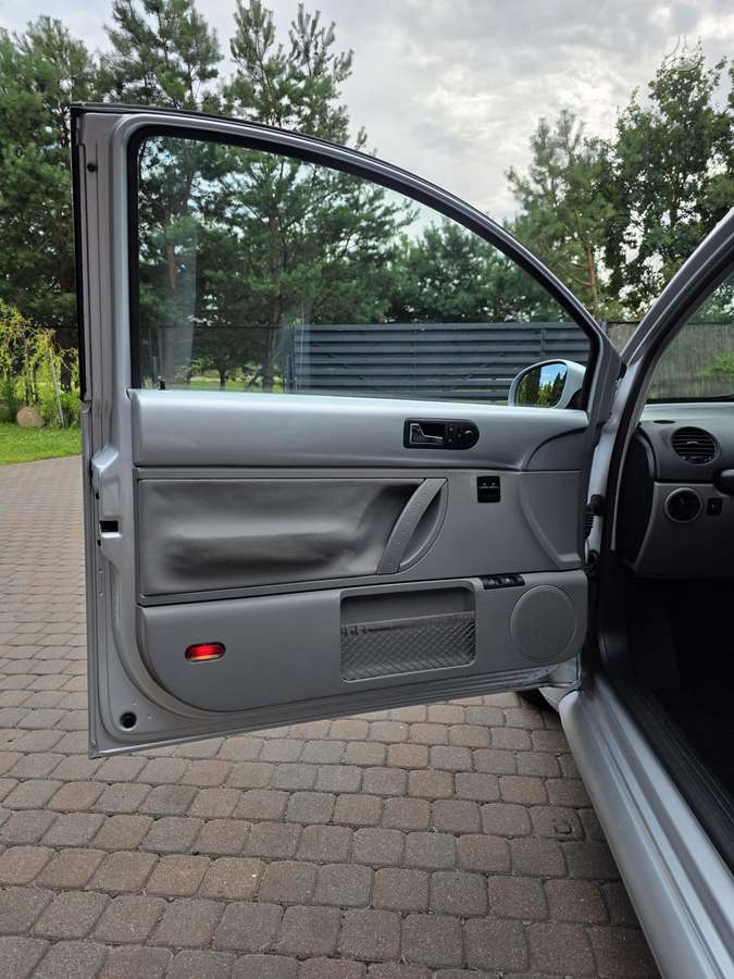 Volkswagen Beetle, 1.9 l., hatchback