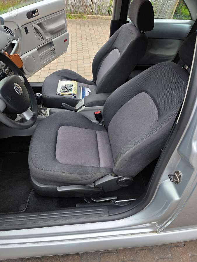 Volkswagen Beetle, 1.9 l., hatchback