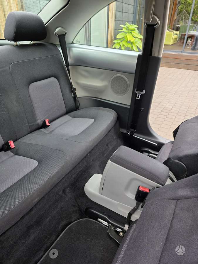 Volkswagen Beetle, 1.9 l., hatchback