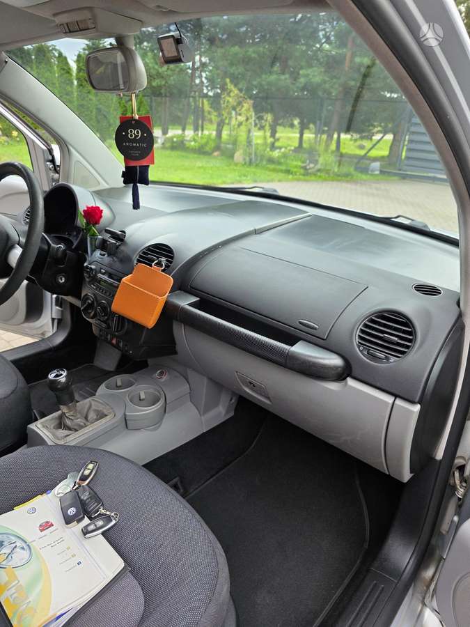 Volkswagen Beetle, 1.9 l., hatchback