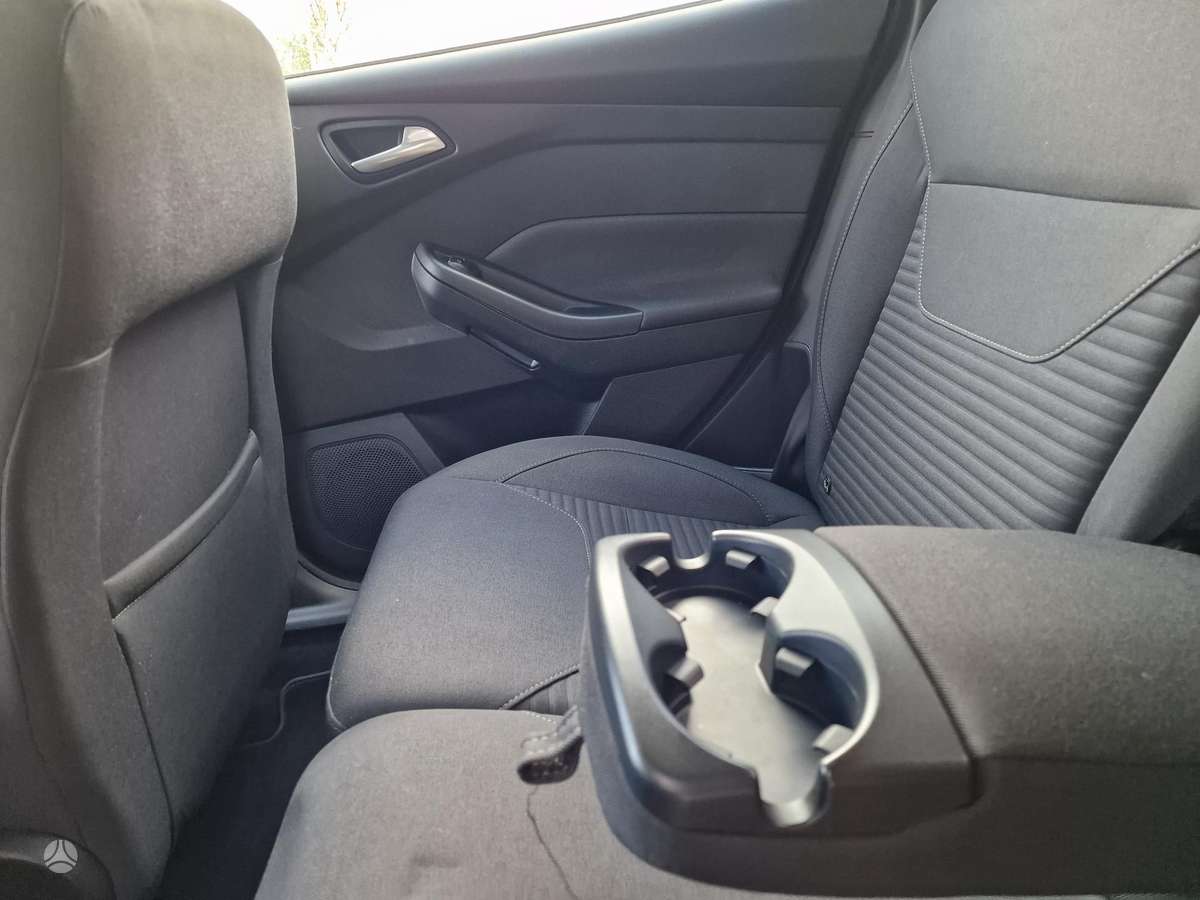Ford Focus, 1.5 l., Хэтчбек