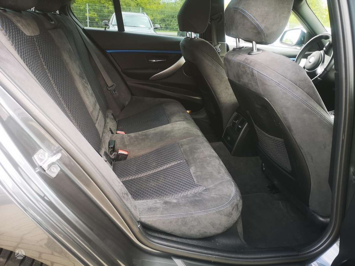 BMW 320, 2.0 l., Седан