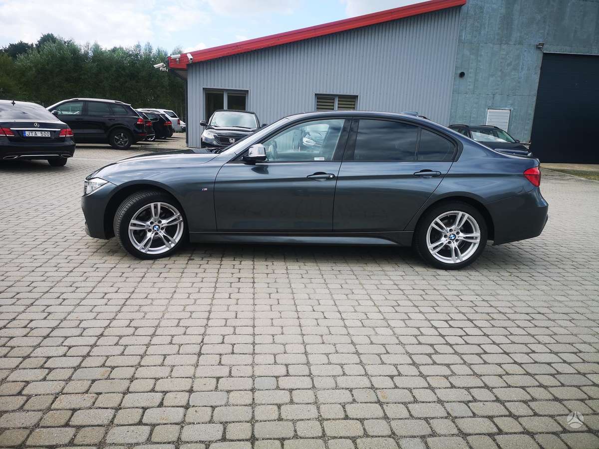 BMW 320, 2.0 l., Седан