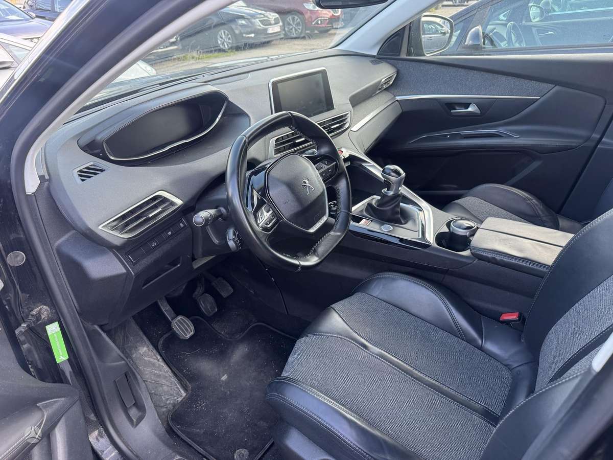 Peugeot 3008 - 9