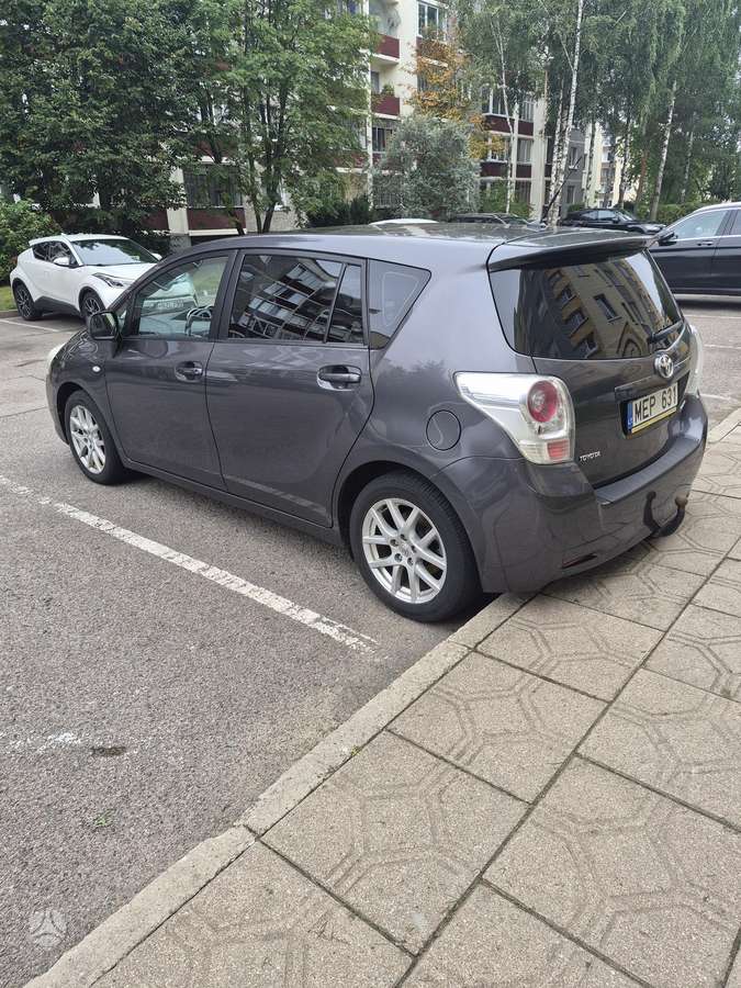 Toyota Verso - 4